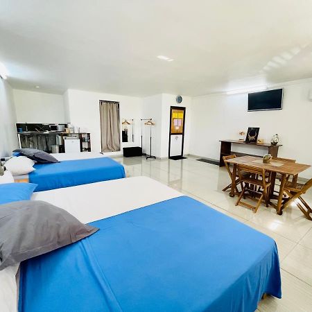 J&D Lodge Παπεέτε Εξωτερικό φωτογραφία