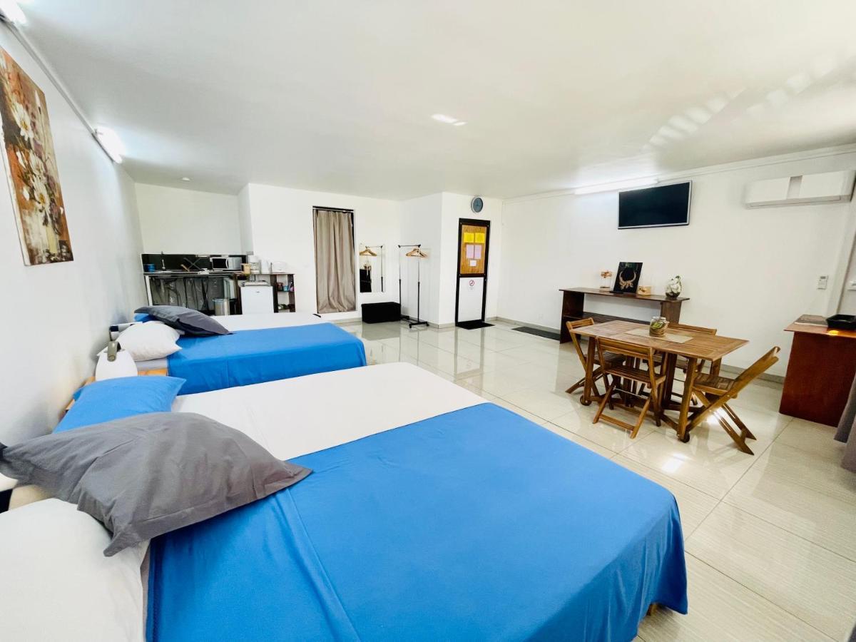 J&D Lodge Παπεέτε Εξωτερικό φωτογραφία