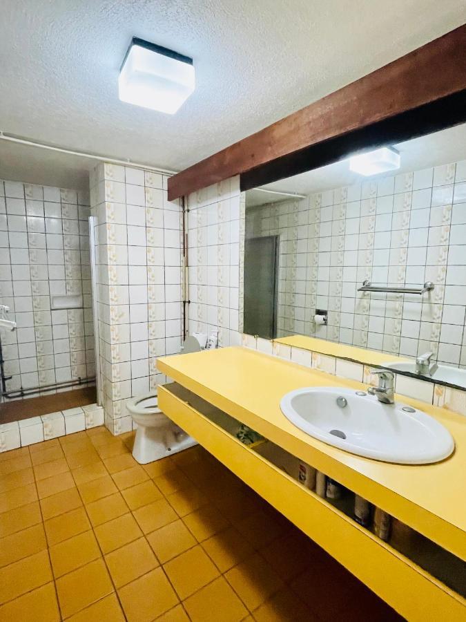 J&D Lodge Παπεέτε Εξωτερικό φωτογραφία